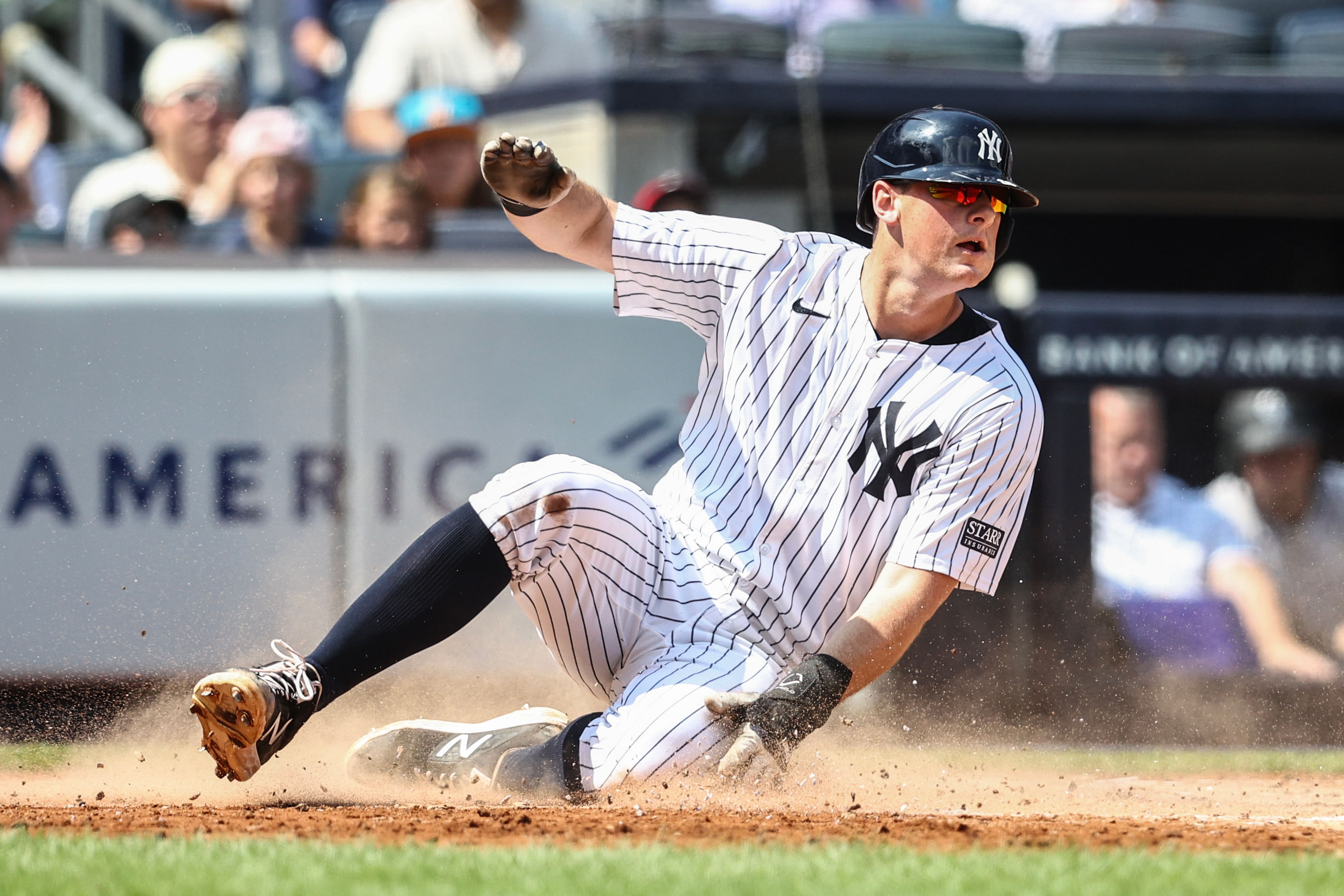 DJ LeMahieu has a .306 average with 3 homers an 11 RBIs in 16 postseason games for the Yankees (Photo Credit: IMAGN)