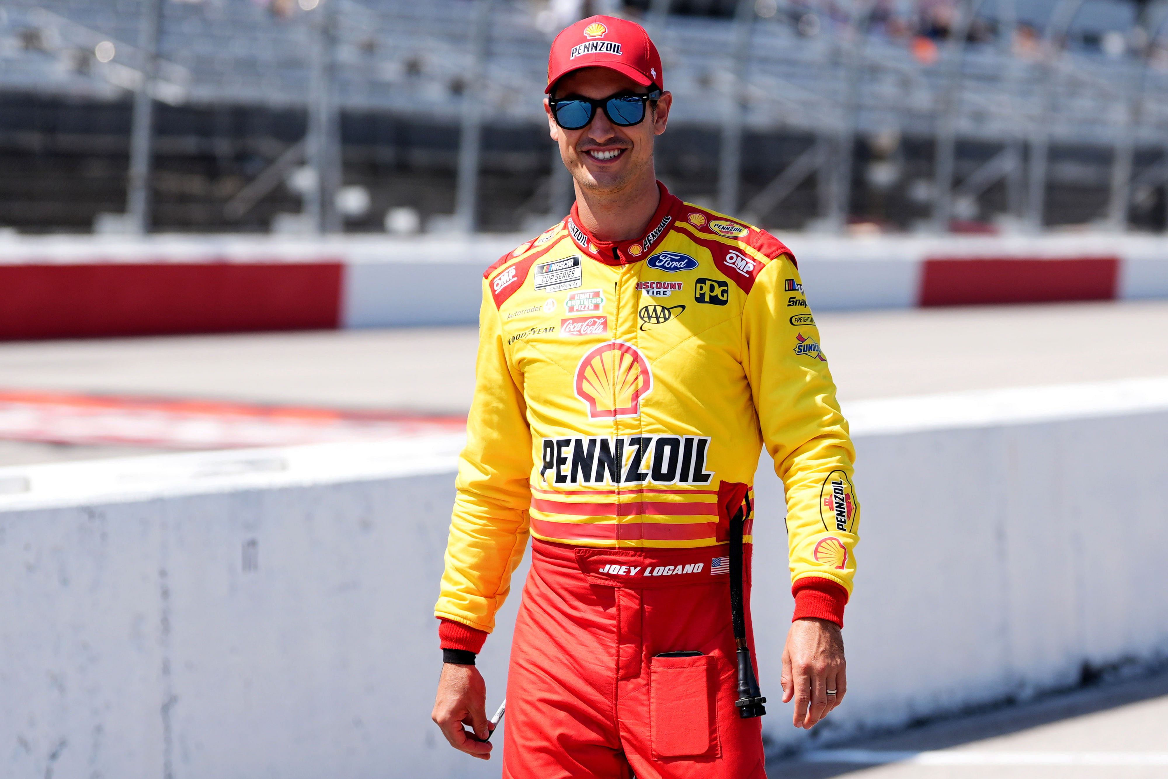 NASCAR: Cup Series Cook Out Southern 500 Practice &amp; Qualifying - Source: Imagn