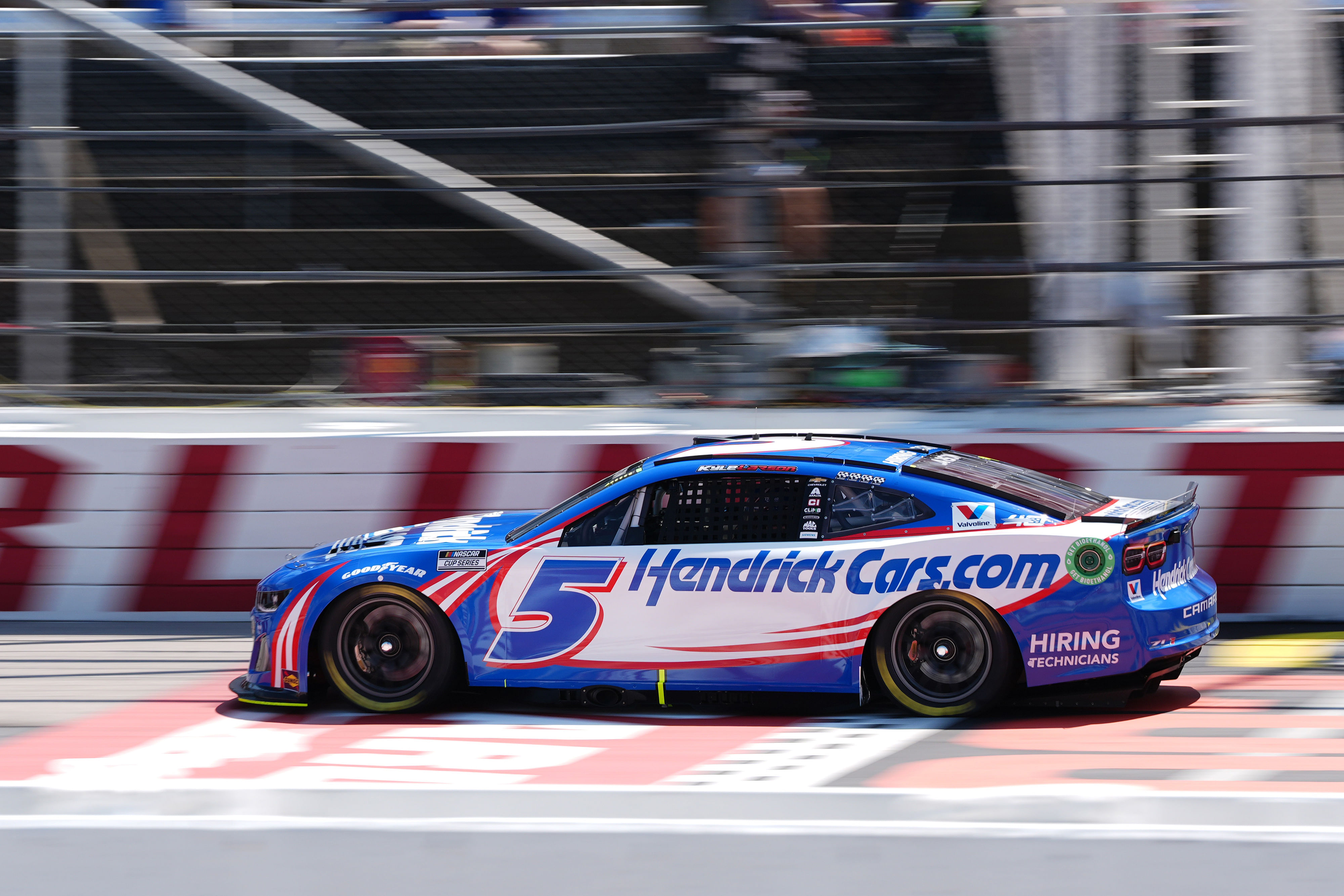 NASCAR: Cup Series Cook Out Southern 500 Practice &amp; Qualifying - Source: Imagn