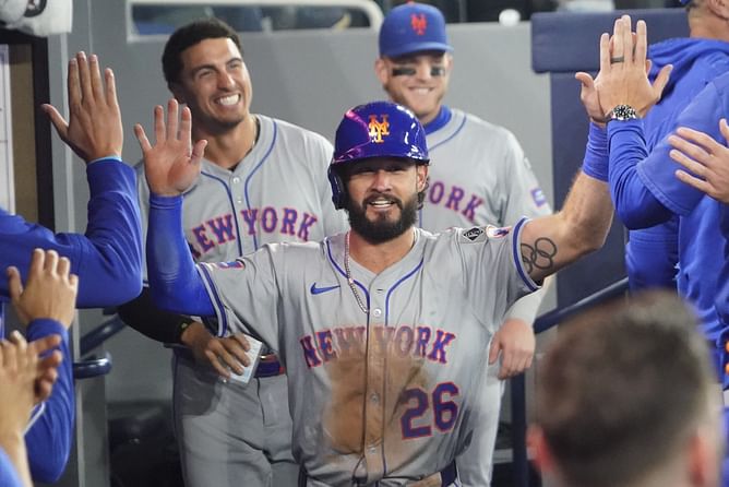 Where do the Mets stand in the playoff race? NL battle continues as Padres and Braves remain a threat