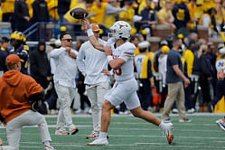 Arch Manning steals the show with massive 67-yard touchdown in first drive of his UTSA face-off