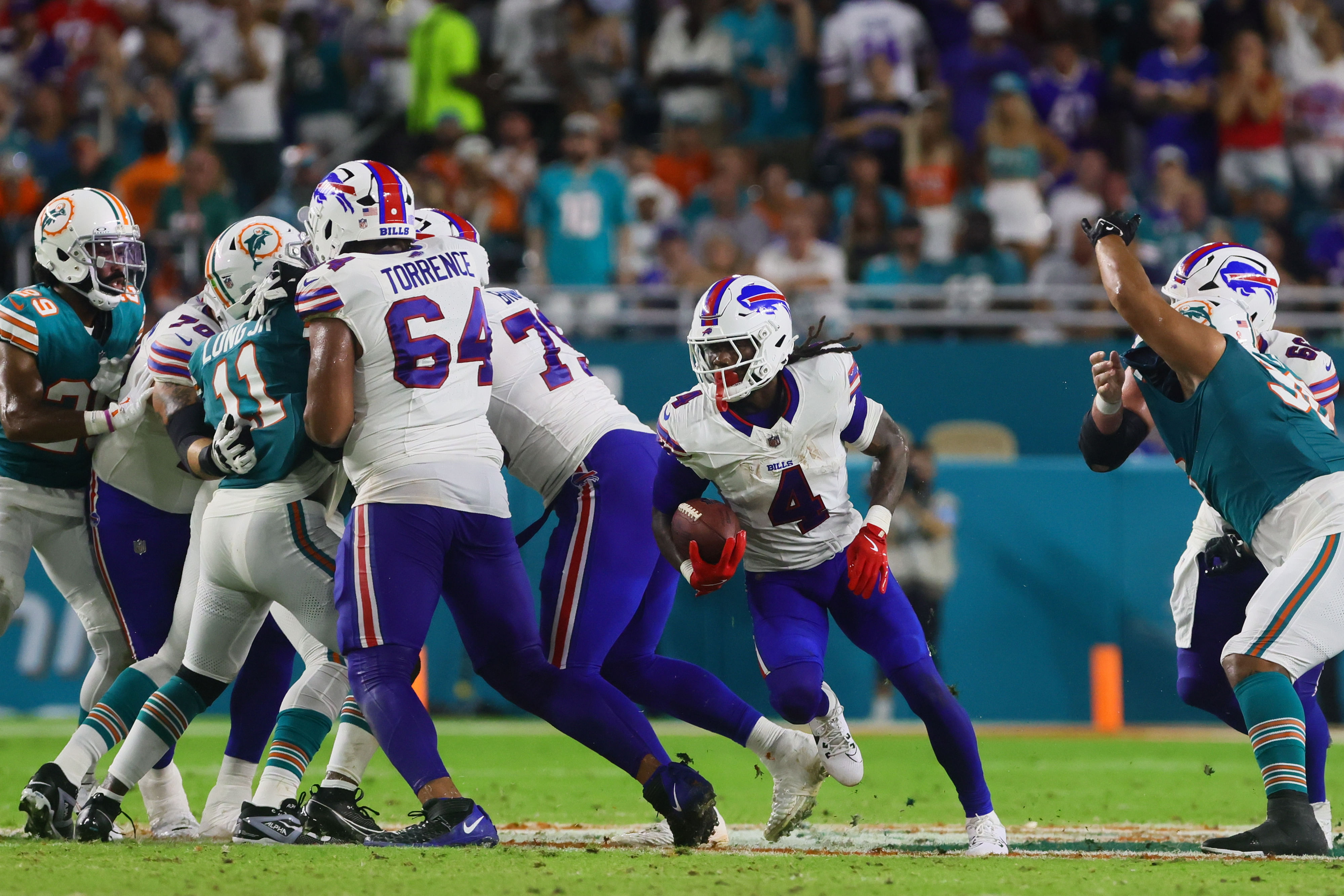 NFL: Buffalo Bills at Miami Dolphins - Source: Imagn