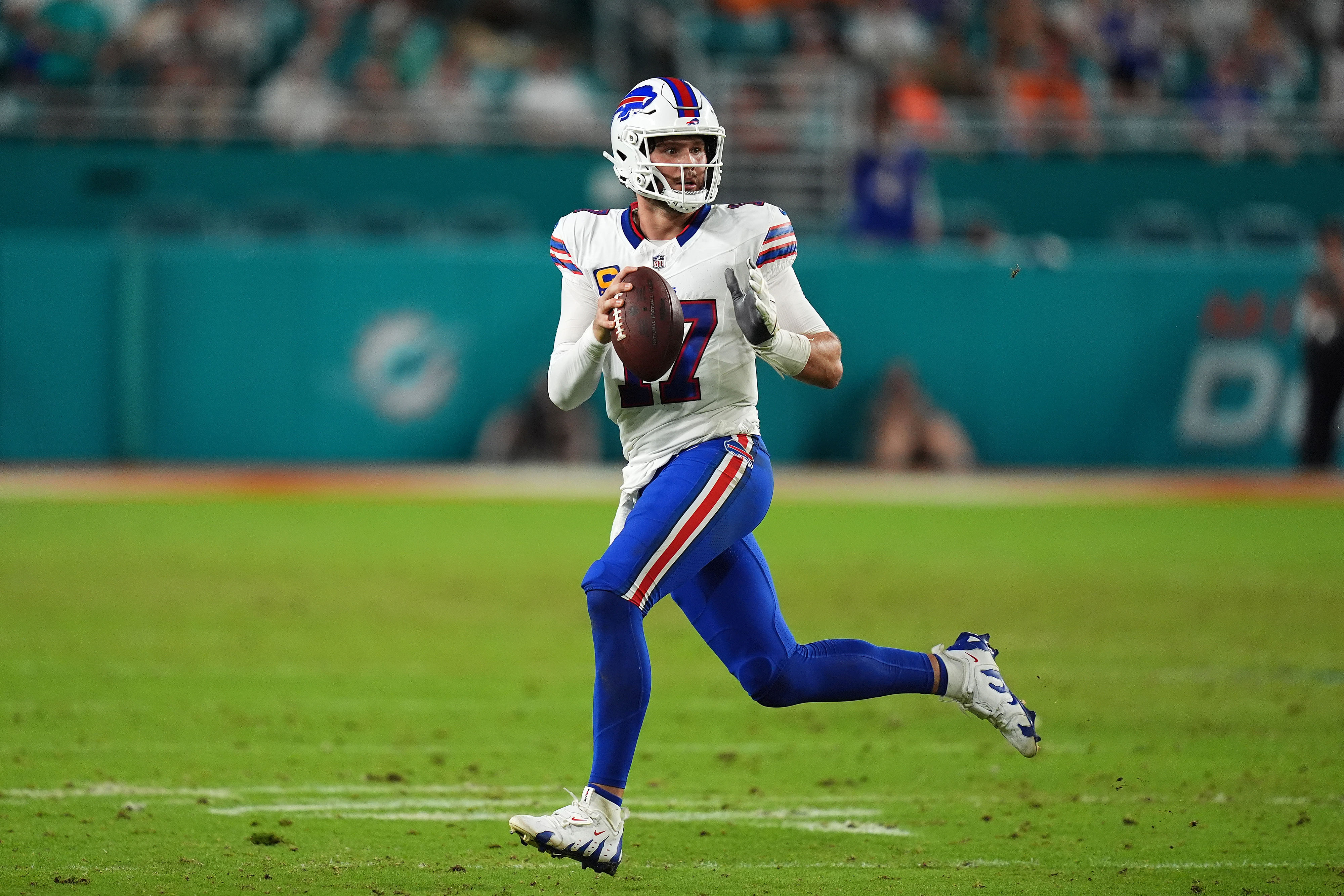 Buffalo Bills QB Josh Allen - Source: Imagn