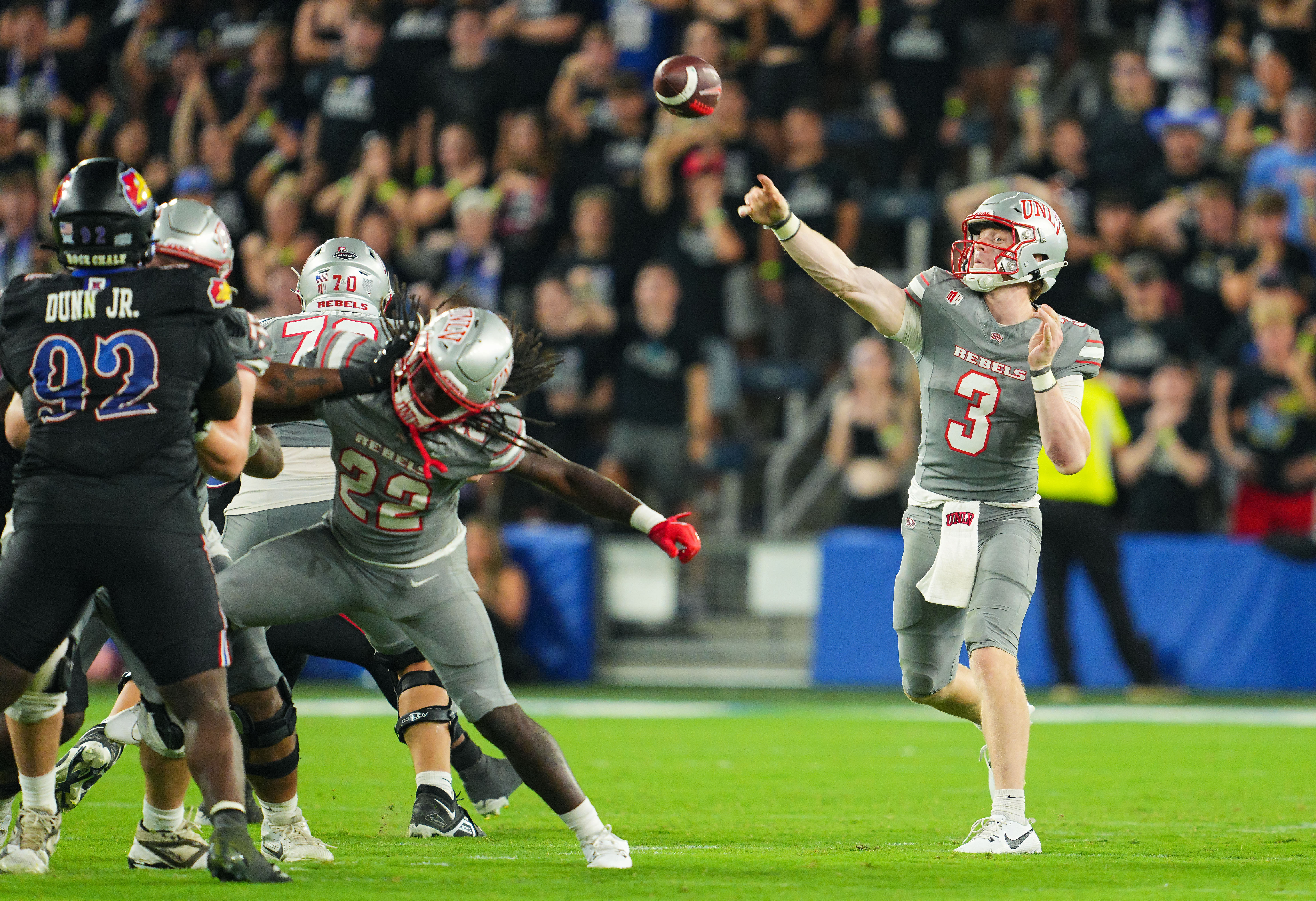 NCAA Football: UNLV at Kansas - Source: Imagn