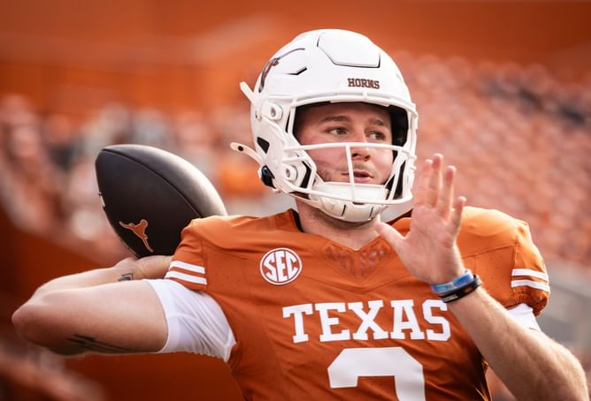Quinn Ewers injured: What happened to Texas QB?