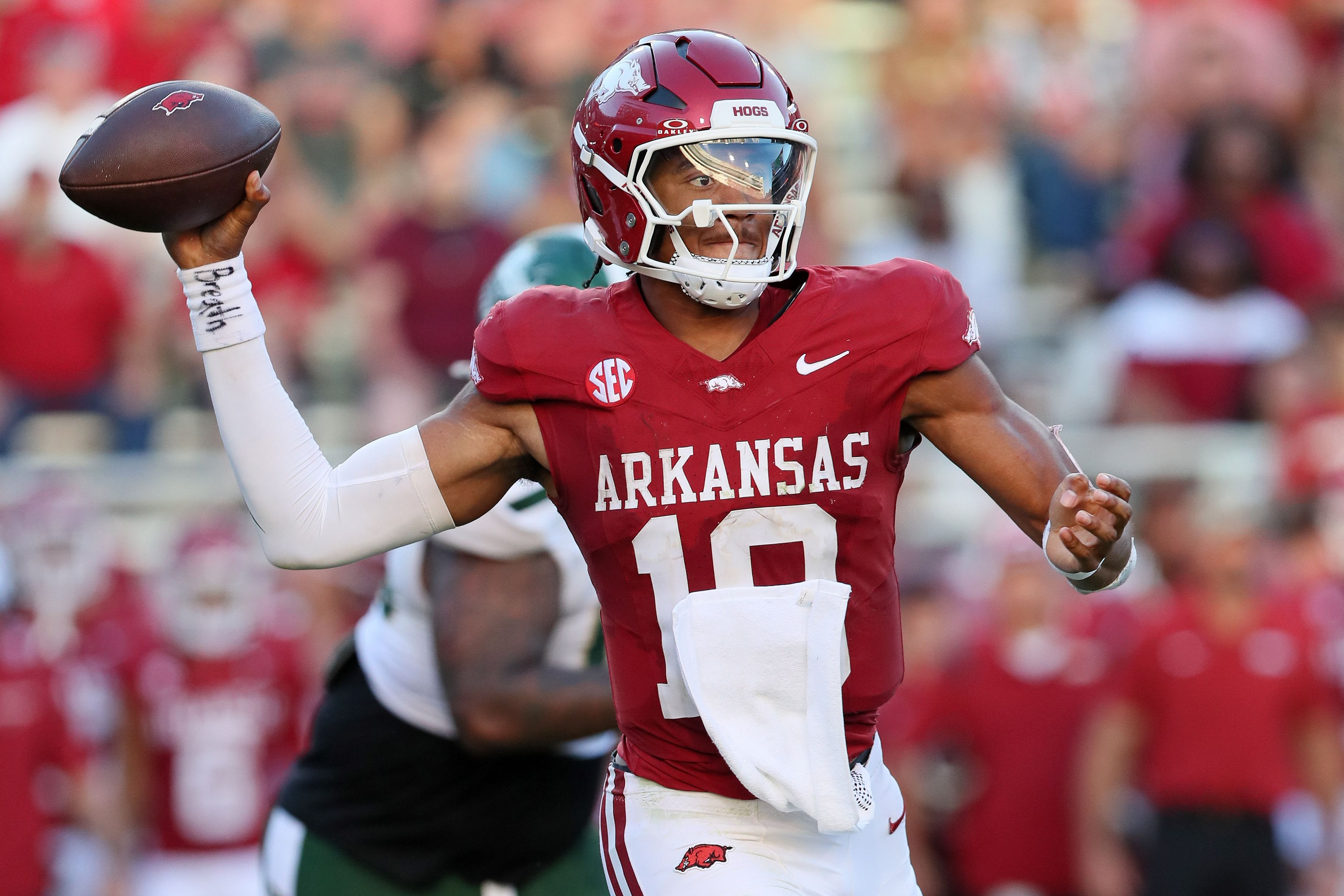 Arkansas QB Taylen Green runs Sam Pittman&#039;s offense in 2024. (Photo Credit: IMAGN)