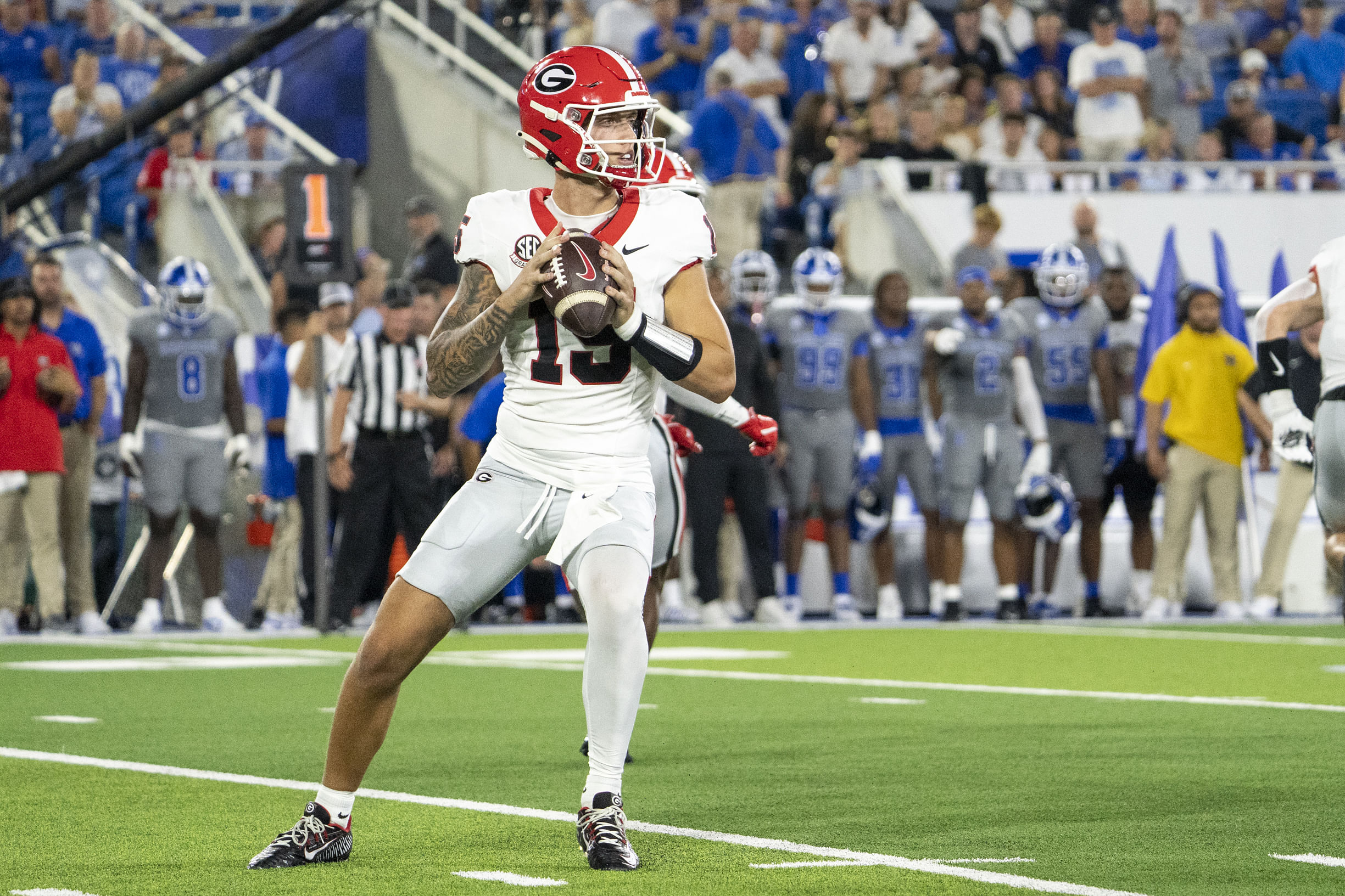 &lt;a href=&#039;https://www.sportskeeda.com/college-football/carson-beck&#039; target=&#039;_blank&#039; rel=&#039;noopener noreferrer&#039;&gt;Carson Beck&lt;/a&gt; and the Georgia offense have been a bit off track early in the season. (Photo Credit: IMAGN)