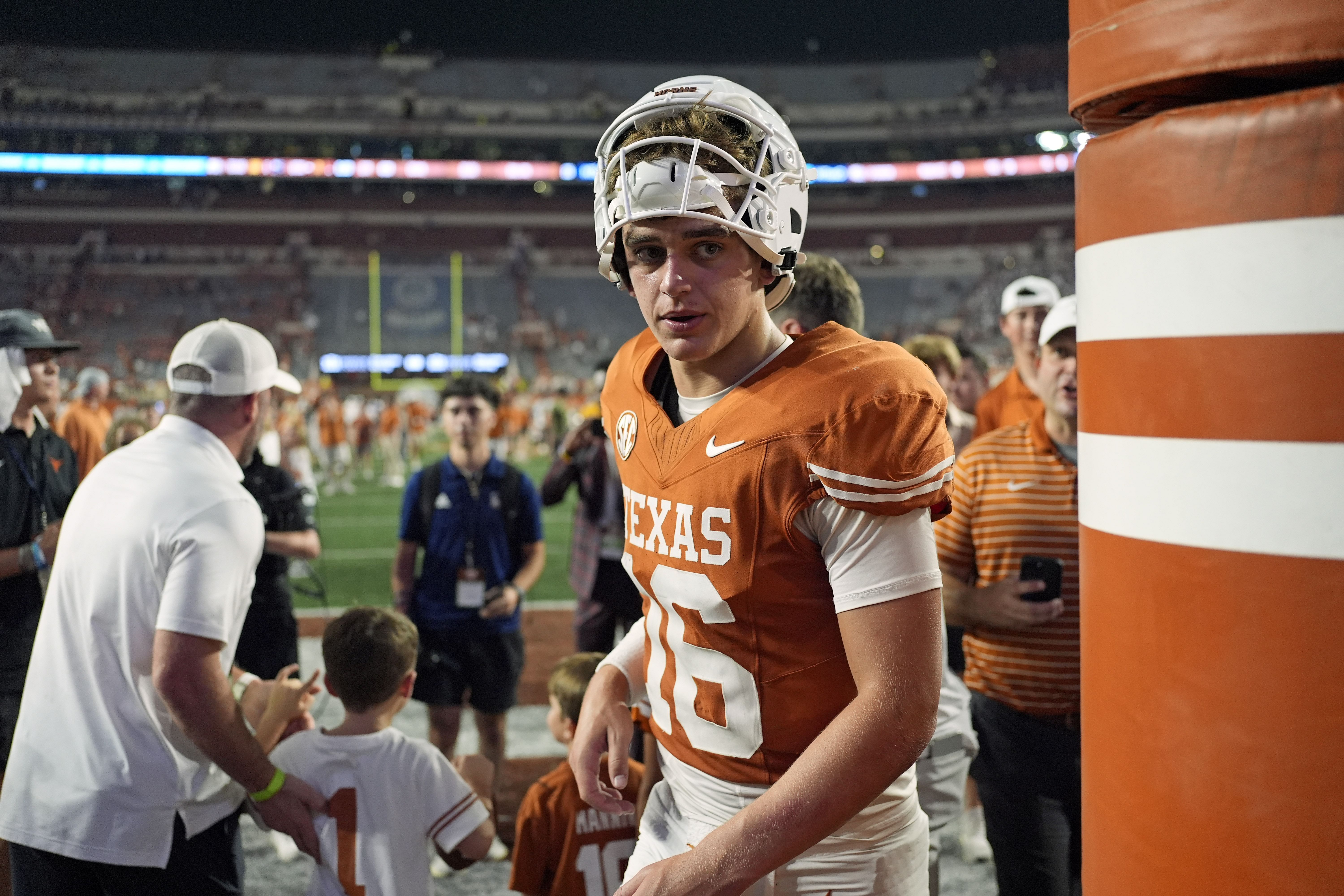 NCAA Football: Texas-San Antonio at Texas - Source: Imagn