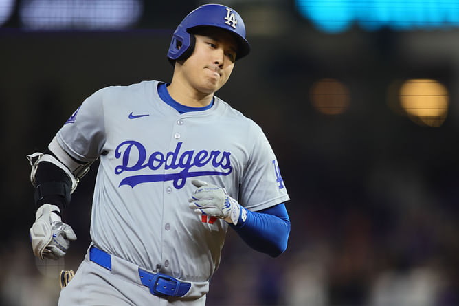 WATCH: Shohei Ohtani delivers fluent English speech to Dodgers teammates after historic MLB milestone