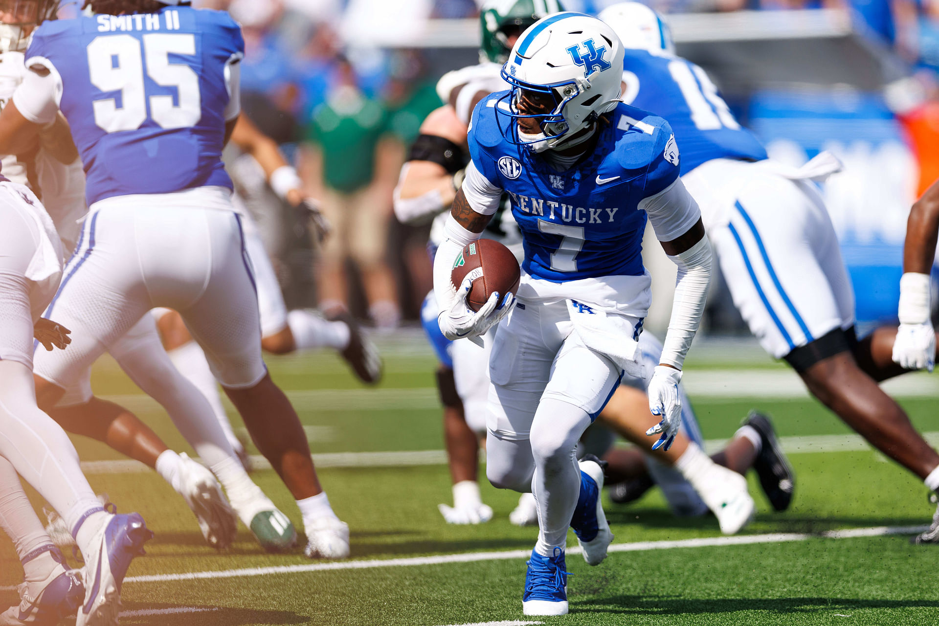 NCAA Football: Ohio at Kentucky - Source: Imagn