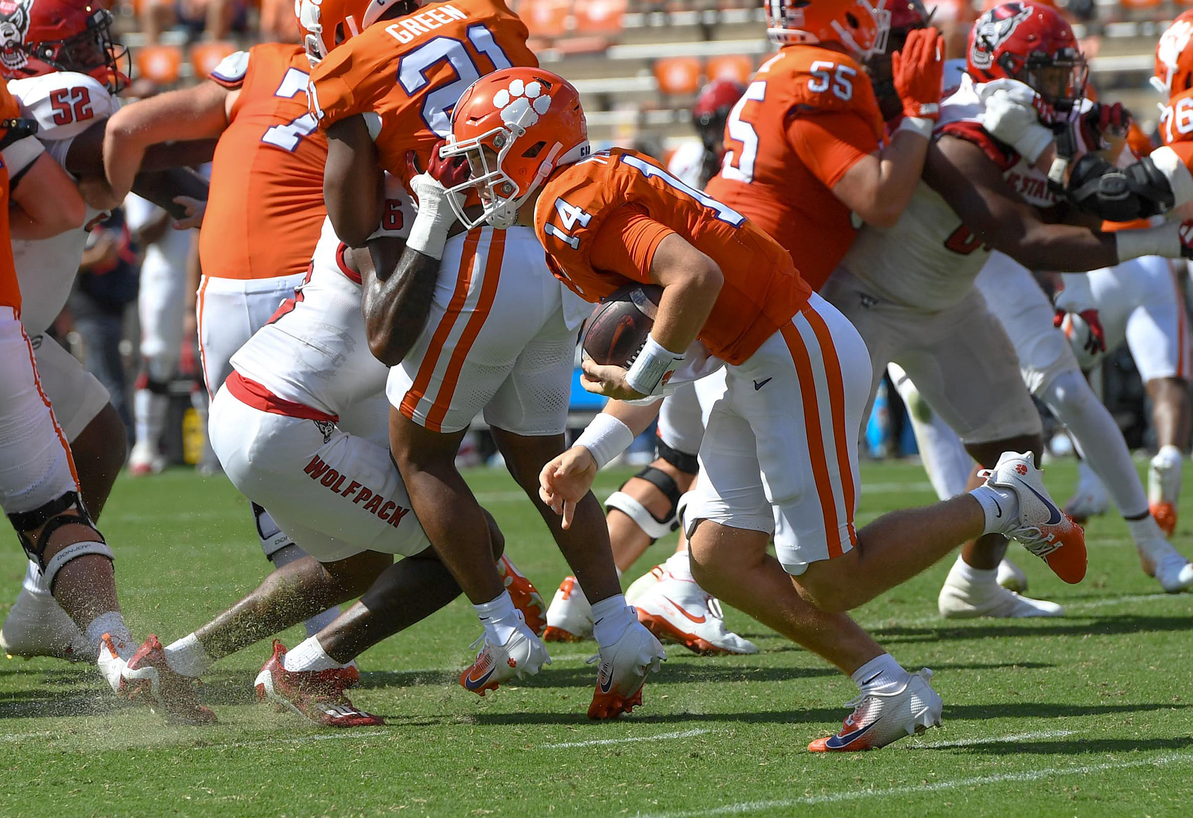 NCAA Football: North Carolina State at Clemson - Source: Imagn