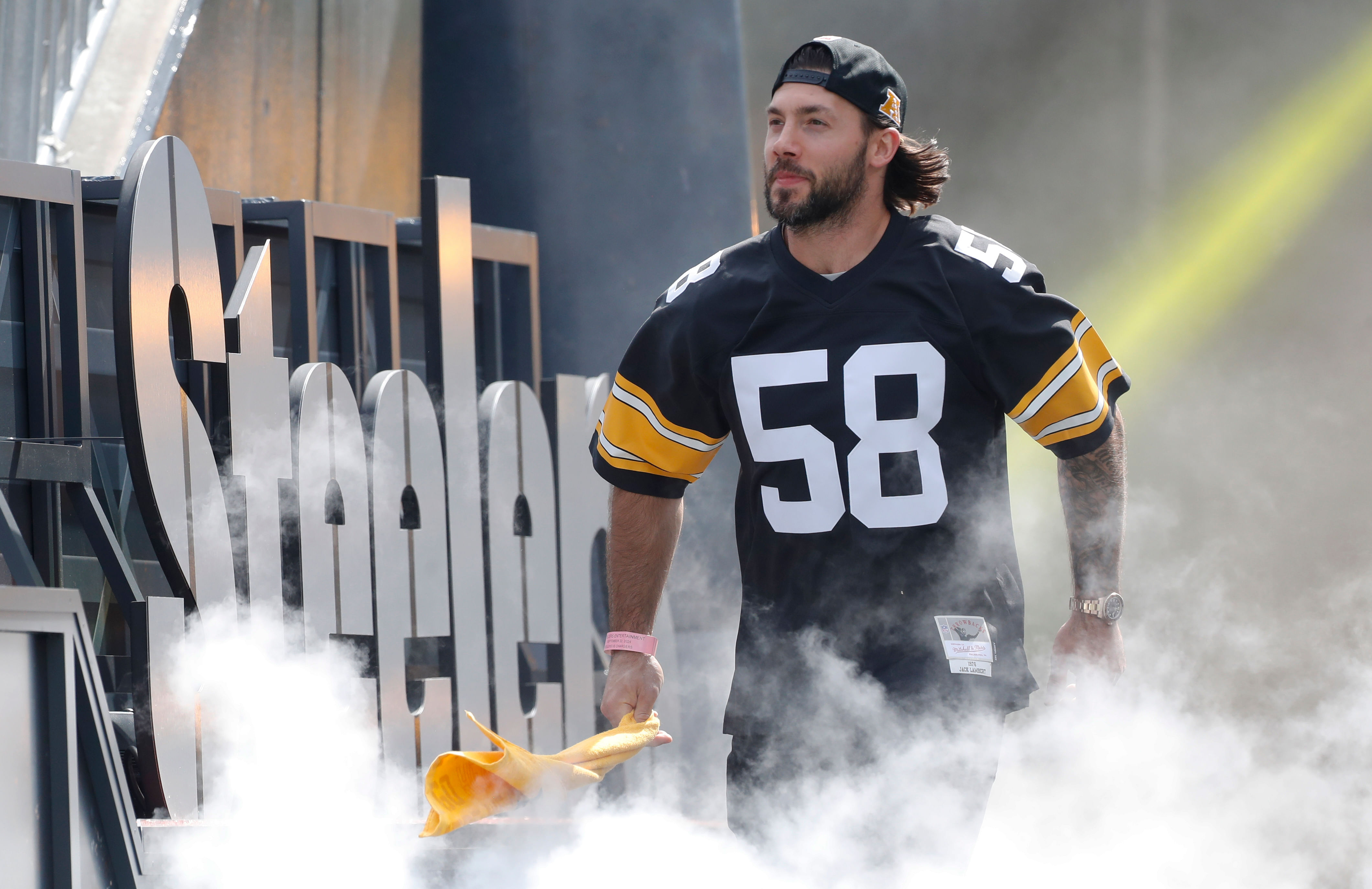 Kris Letang got to wave his Terrible Towel (Imagn)