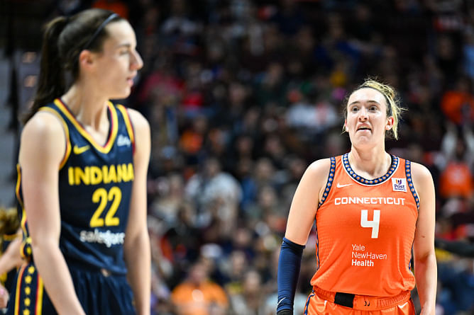 Watch: Marina Mabrey has awestruck expression after watching Dijonai Carrington's chase-down block on Temi Fagbenle