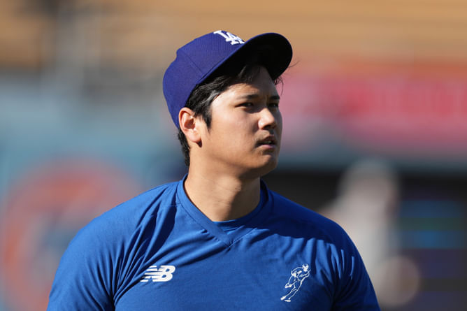 Shohei Ohtani’s 50th HR ball to be auctioned on Friday as judge denies 18-year-old’s restraining order