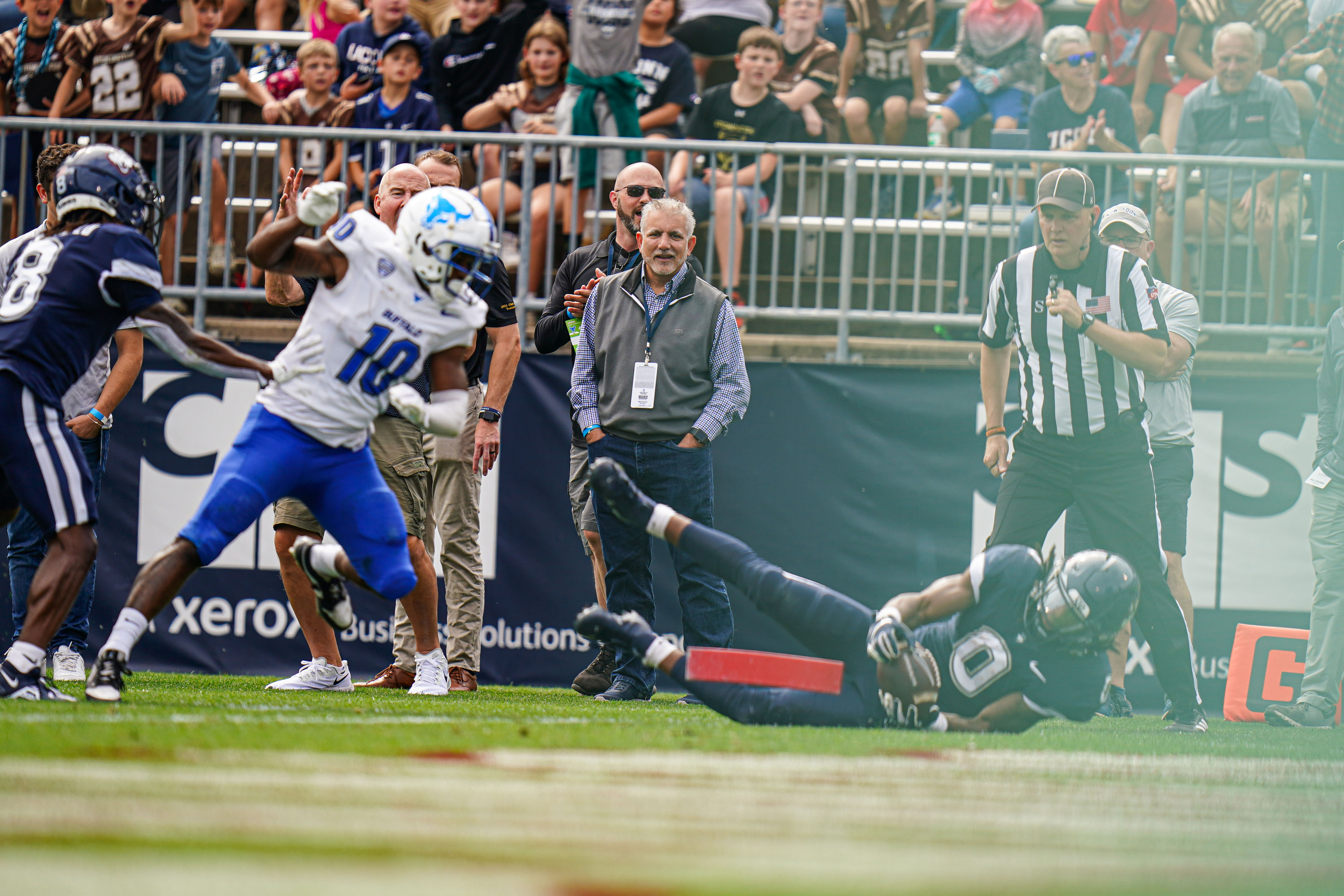 NCAA Football: Buffalo at Connecticut - Source: Imagn