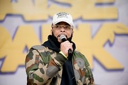 How much is James Fortune worth? Gospel singer sues Turkey Leg Hut over unpaid plans exceeding $300K