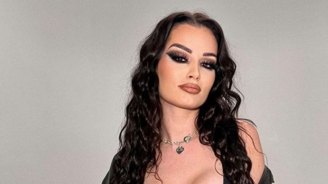 [WATCH] Saraya, fka Paige, shares unseen footage of her reaction to receiving WWE contract at 18