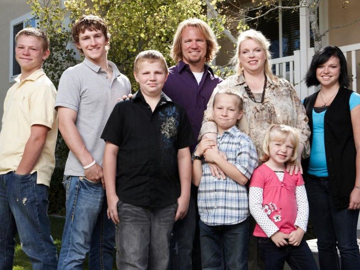 Kody and Janelle with children, Hunter, Logan, Garrison, Gabriel, Savanah, and Madison (Image via TLC)