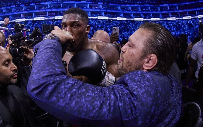 "I gave him mine" - When Conor McGregor set the record straight on controversial Anthony Joshua beer incident outside boxing ring