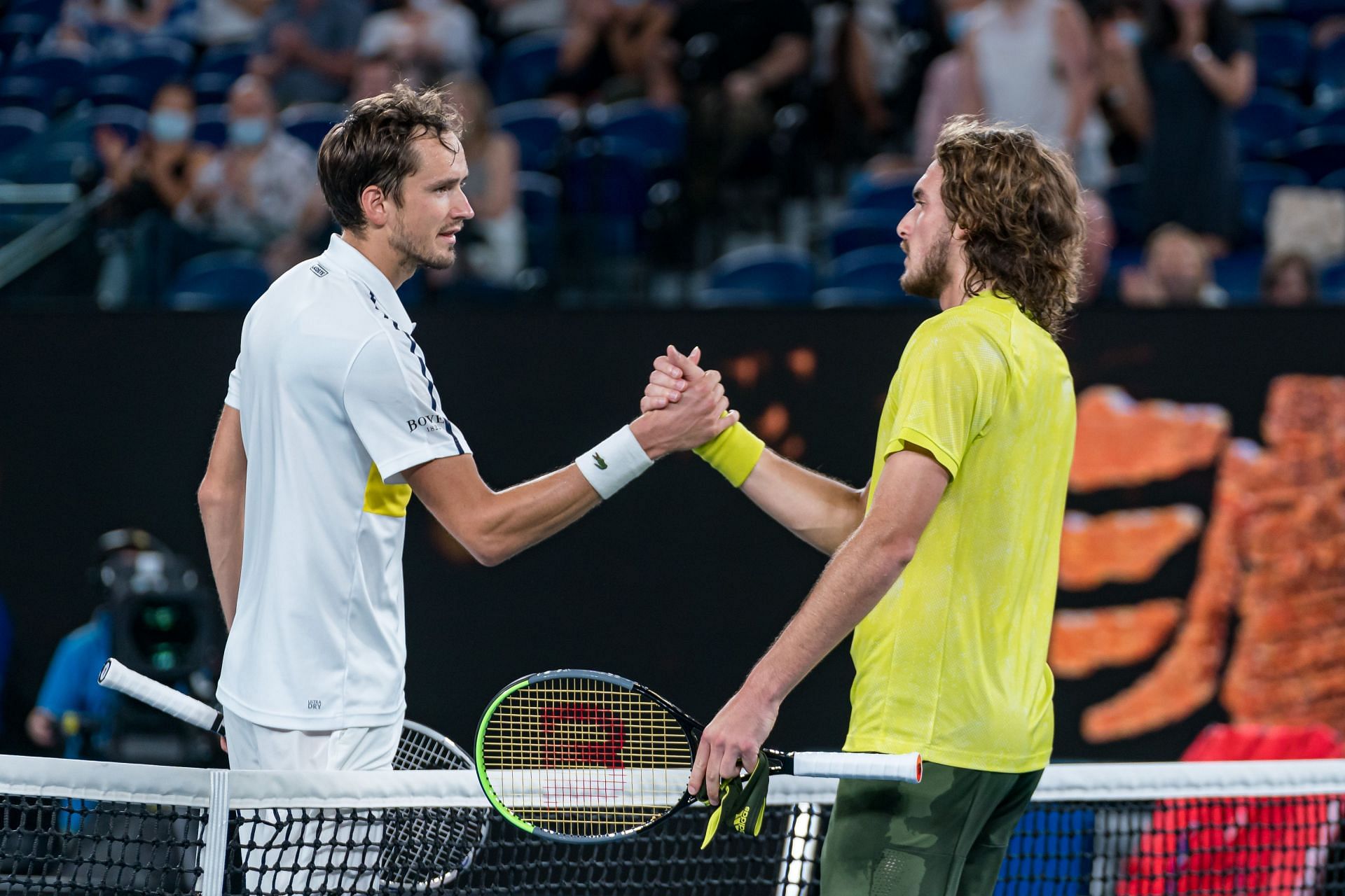  Daniil Medvedev (L) &amp; Stefanos Tsitsipas (R) [Image via Getty Images]