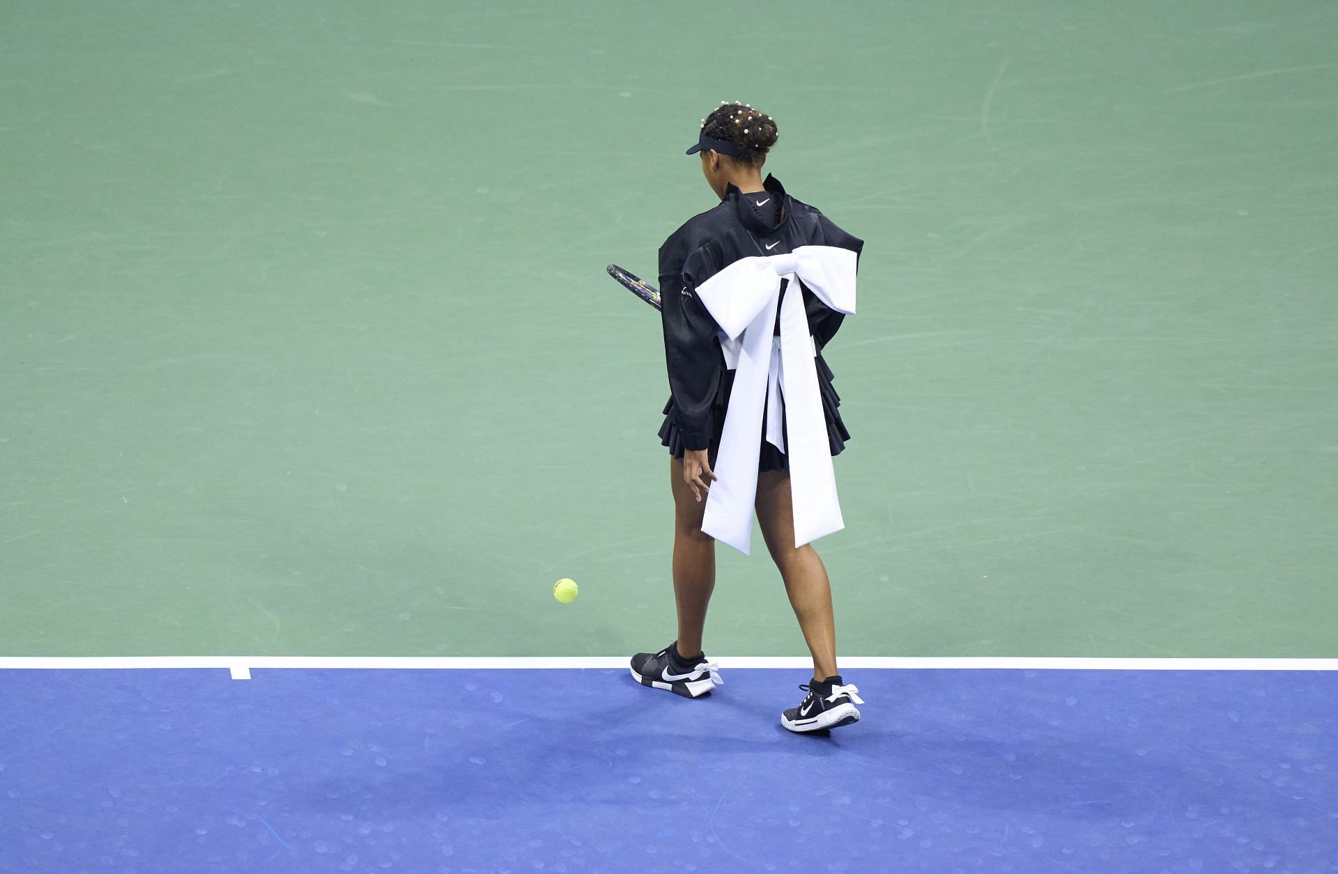 Osaka warming up at the 2024 US Open - Day 4 - Source: Getty