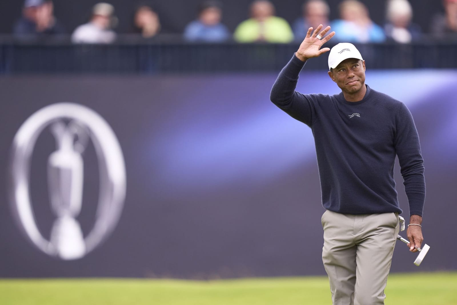 Tiger Woods accused of unlawfully hijacking another brand’s logo for
