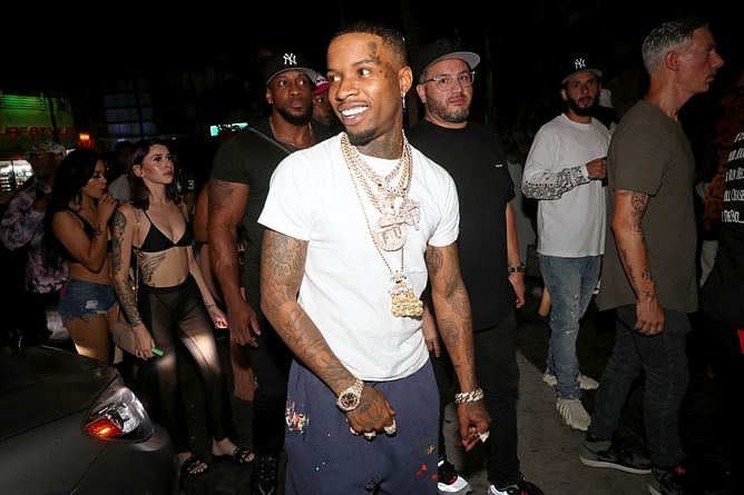 "It's important that my fans know the truth" - Tory Lanez breaks silence after guards seize his recording equipment for 'Prison Tapes' series