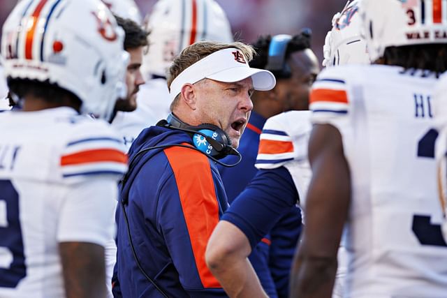 Auburn v Arkansas - Source: Getty