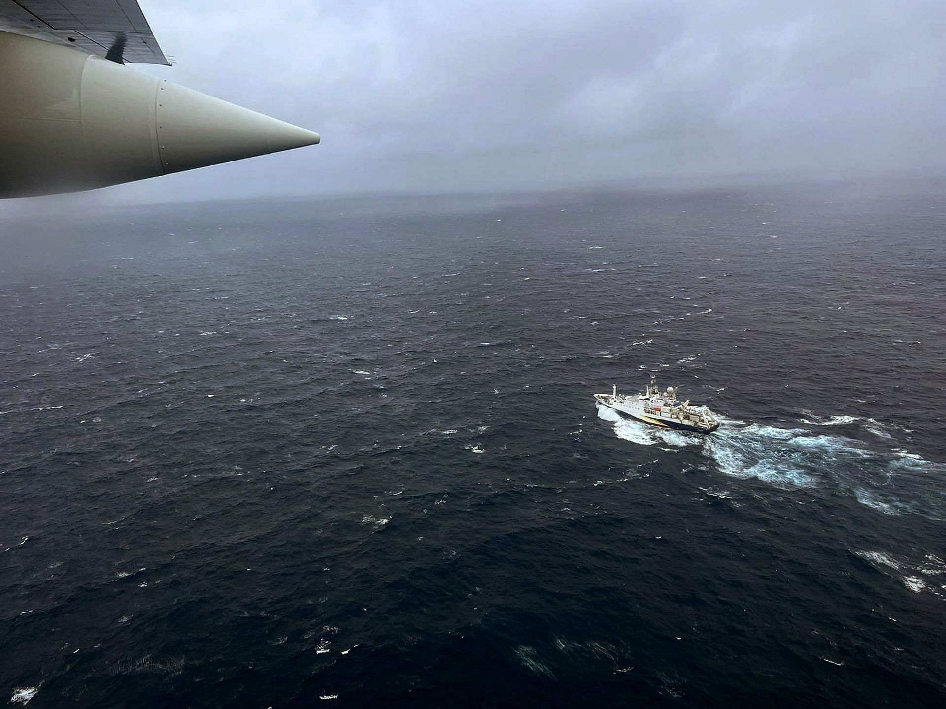 U.S. Coast Guard Search Efforts In 2023 For The Missing Submarine Near Titanic (Image via Getty)