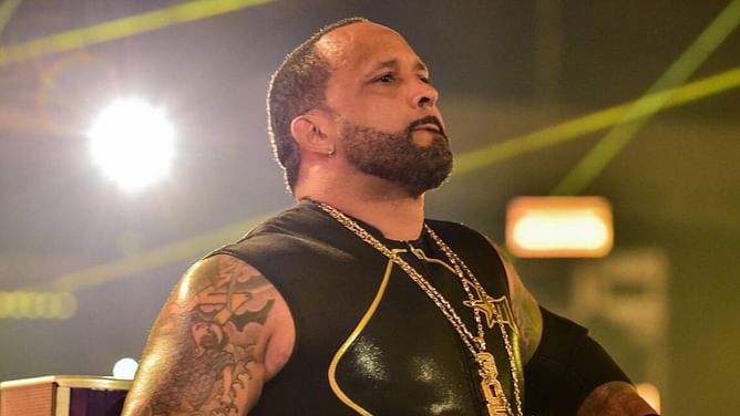 "Welcome to the Hurt Syndicate" - Fans believe absent AEW star will join MVP's faction