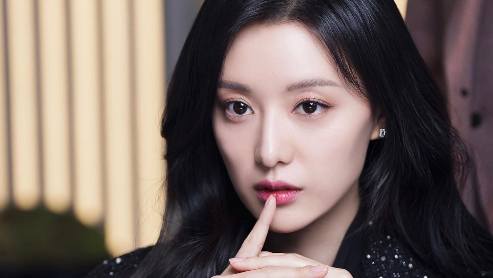 Kim Ji-won becomes the first Korean house ambassador for BVLGARI. (Image via Instagram/@geewonii)