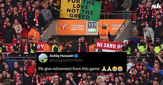 "Needs to retire", "Not even sure the Saudis would take him" - Fans react as Manchester United superstar gets hooked at half-time against Liverpool