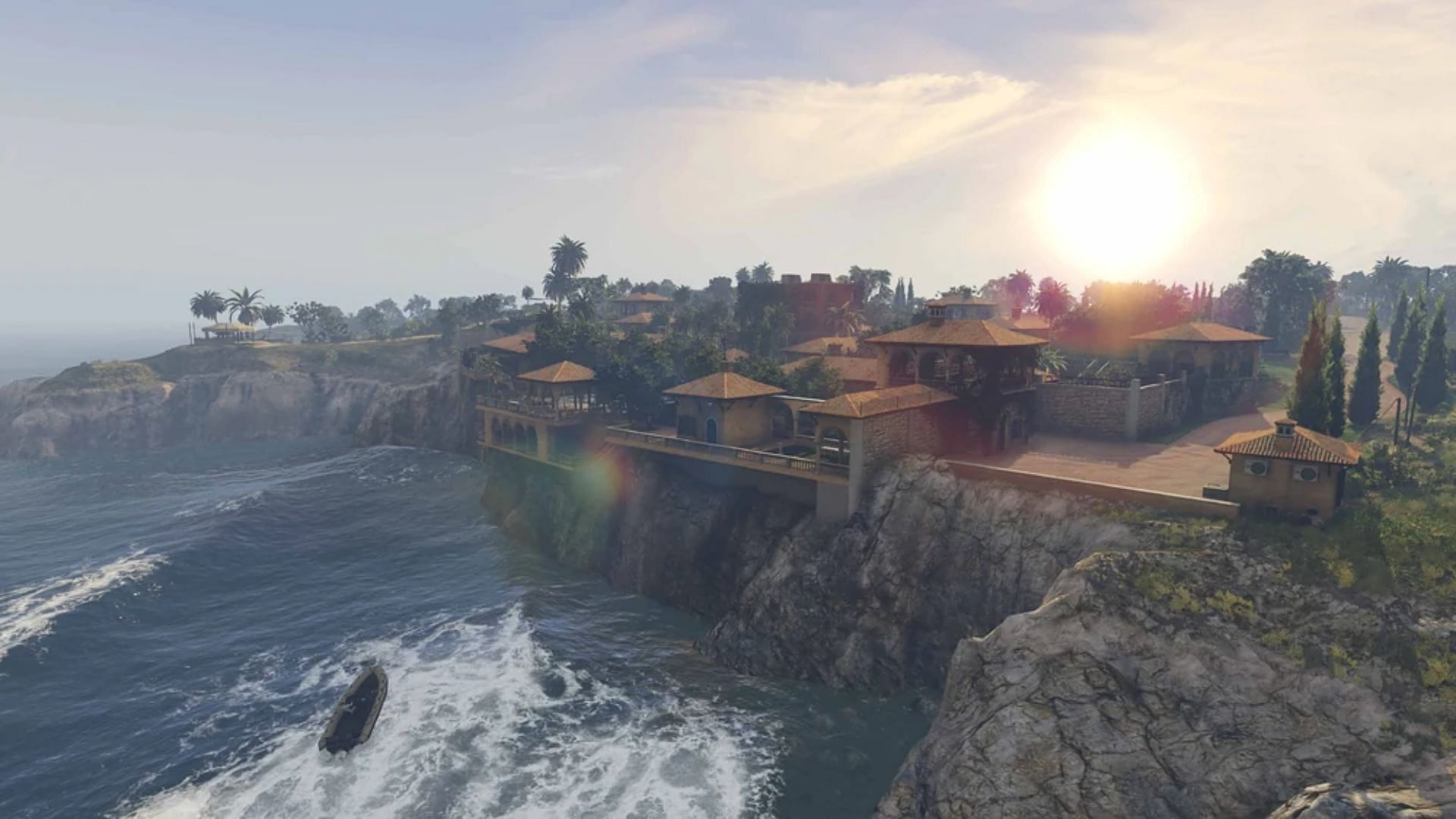 An overview of El Rubio’s compound from the seaside (Image via Rockstar Games)