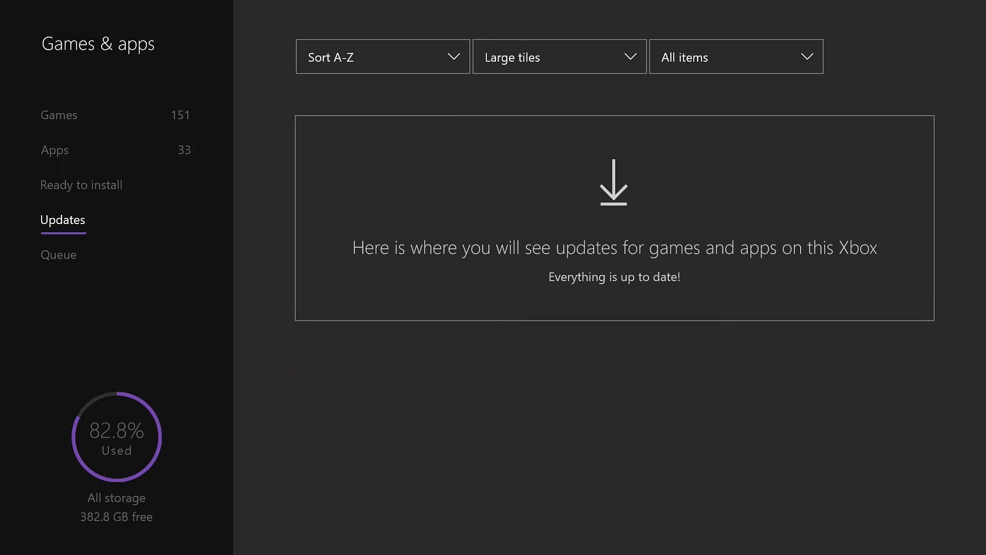 Updating Black Ops 6 on Xbox (Images via Microsoft || @BlackJackalGaming on YouTube)