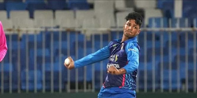 महज 18 साल की उम्र में मचाया धमाल, IPL में लग सकती है करोड़ों की बोली; कौन है अफगानिस्तान का ये युवा स्टार?