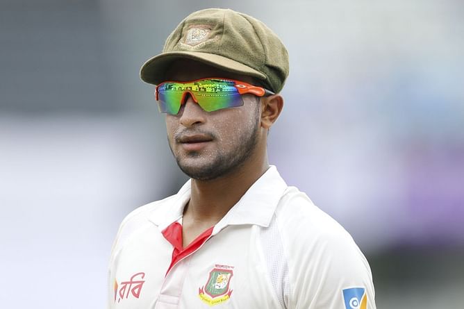 "It is completely his idea" - BCB chief physician over Shakib Al Hasan biting a strap while batting during IND vs BAN 2024 1st Test