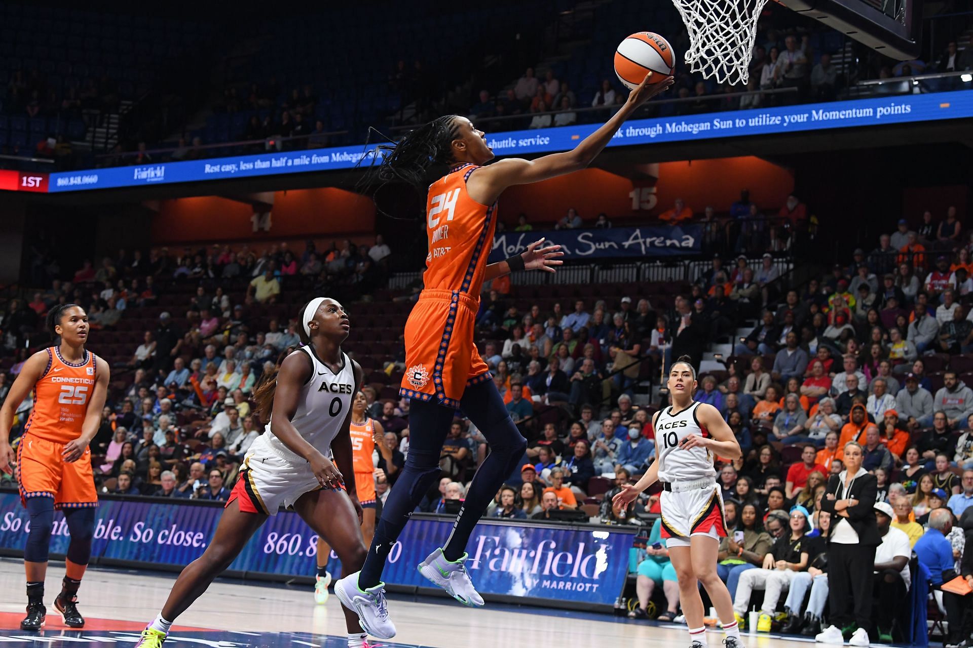 WNBA: JUN 08 Las Vegas Aces at Connecticut Sun - Source: Getty