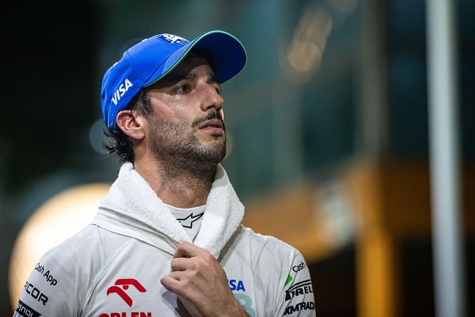 F1 drivers Max Verstappen, Lewis Hamilton, and others react to Daniel Ricciardo’s exit from the sport