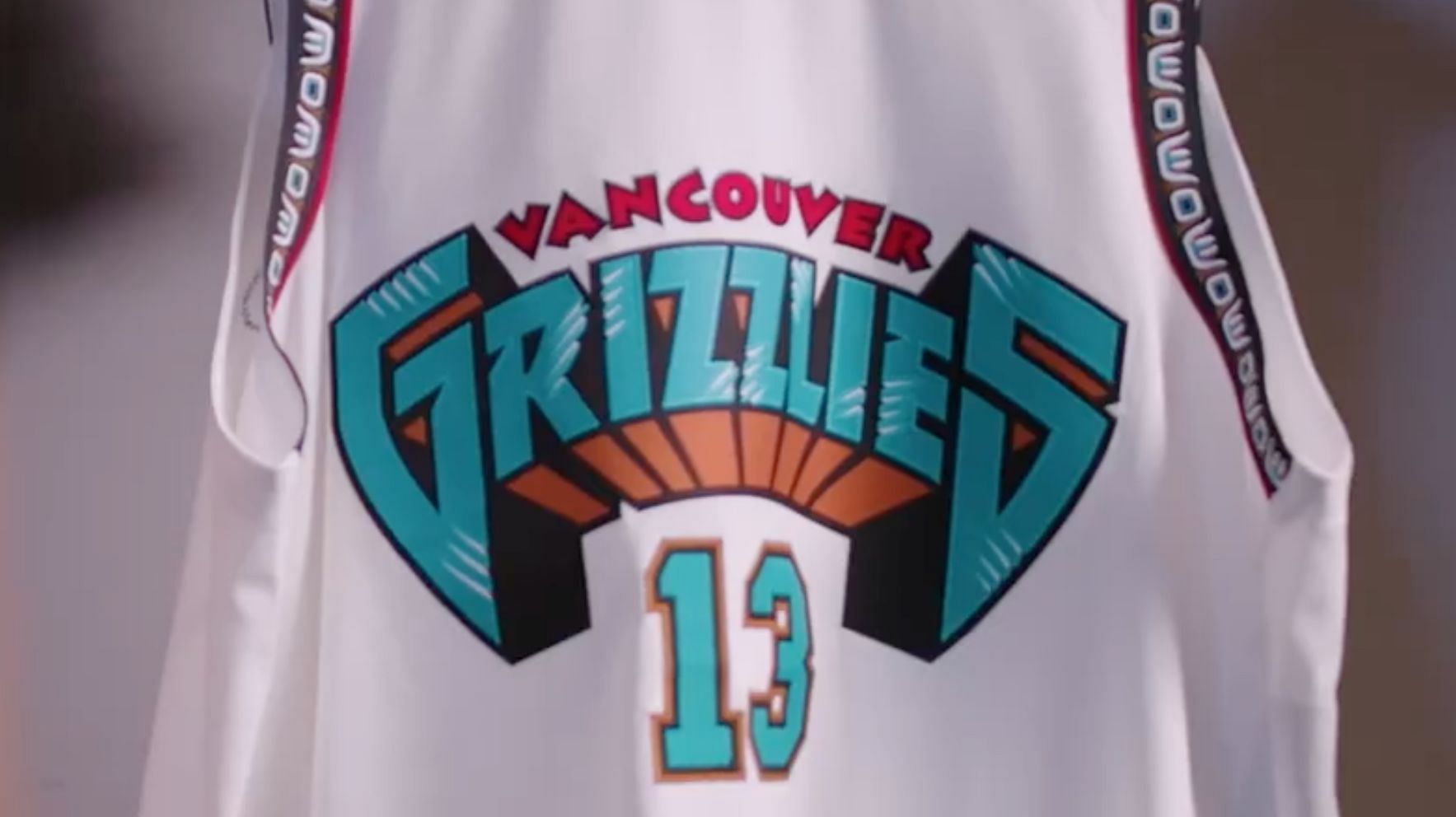 Fans fired up as Grizzlies go retro with return of Vancouver throwback (Grizzlies X)