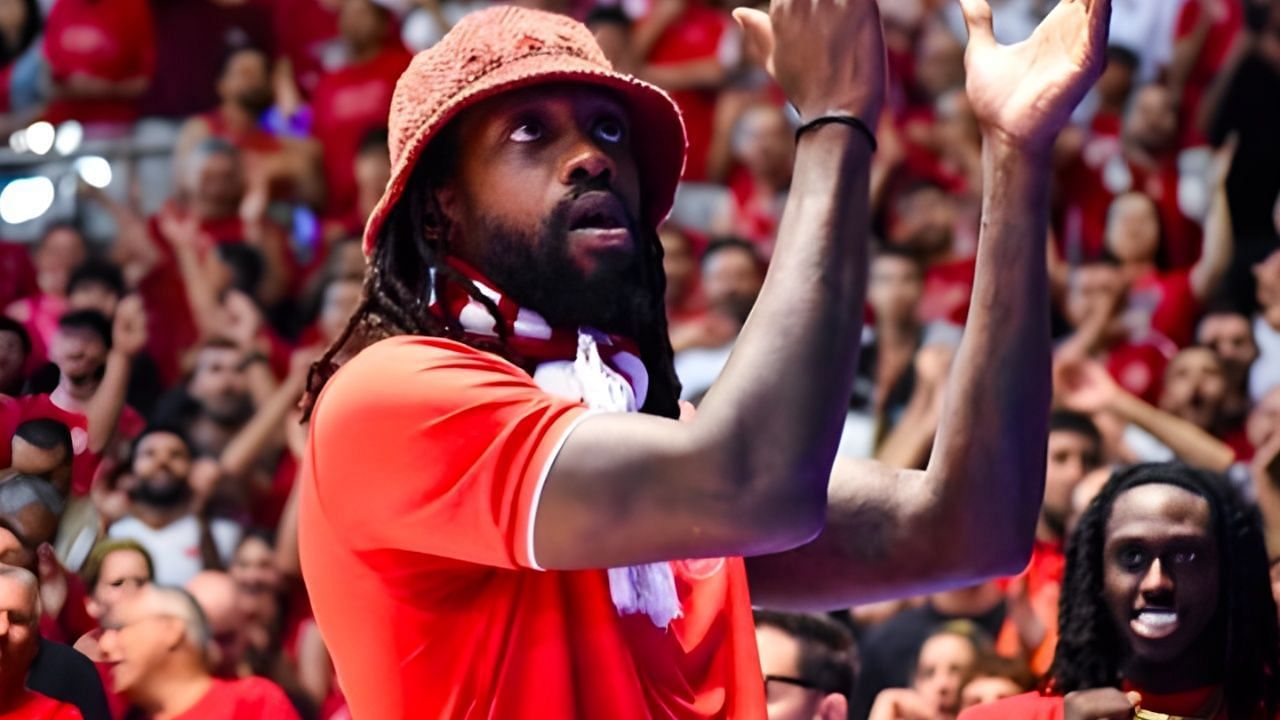 NBA fans react to Patrick Beverley chants from Hapoel Tel Aviv supporters [Credit: IG/@patbev21]