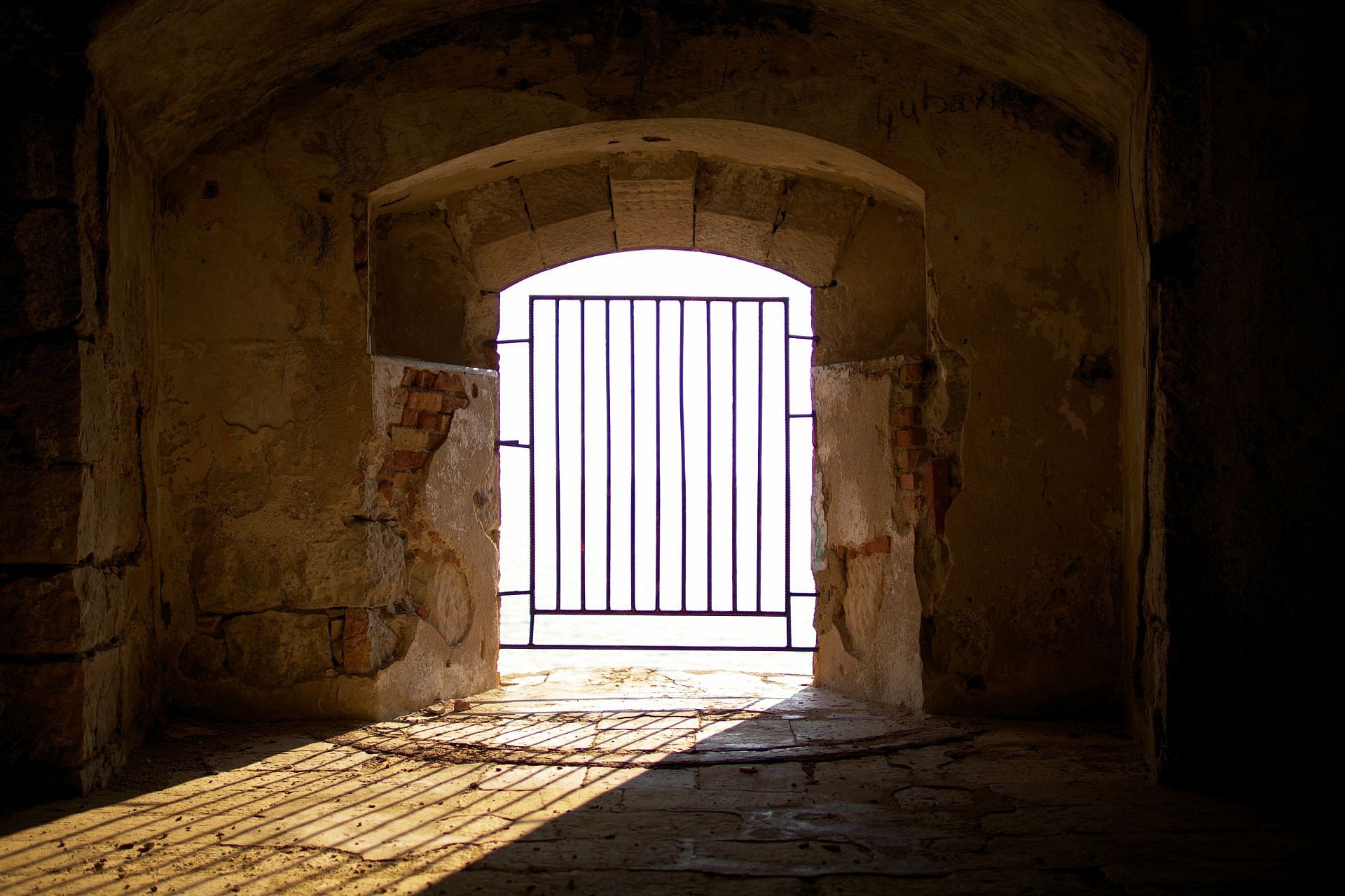 Lucille Duncan is in prison (Image by Ivan Aleksic/Unsplash)