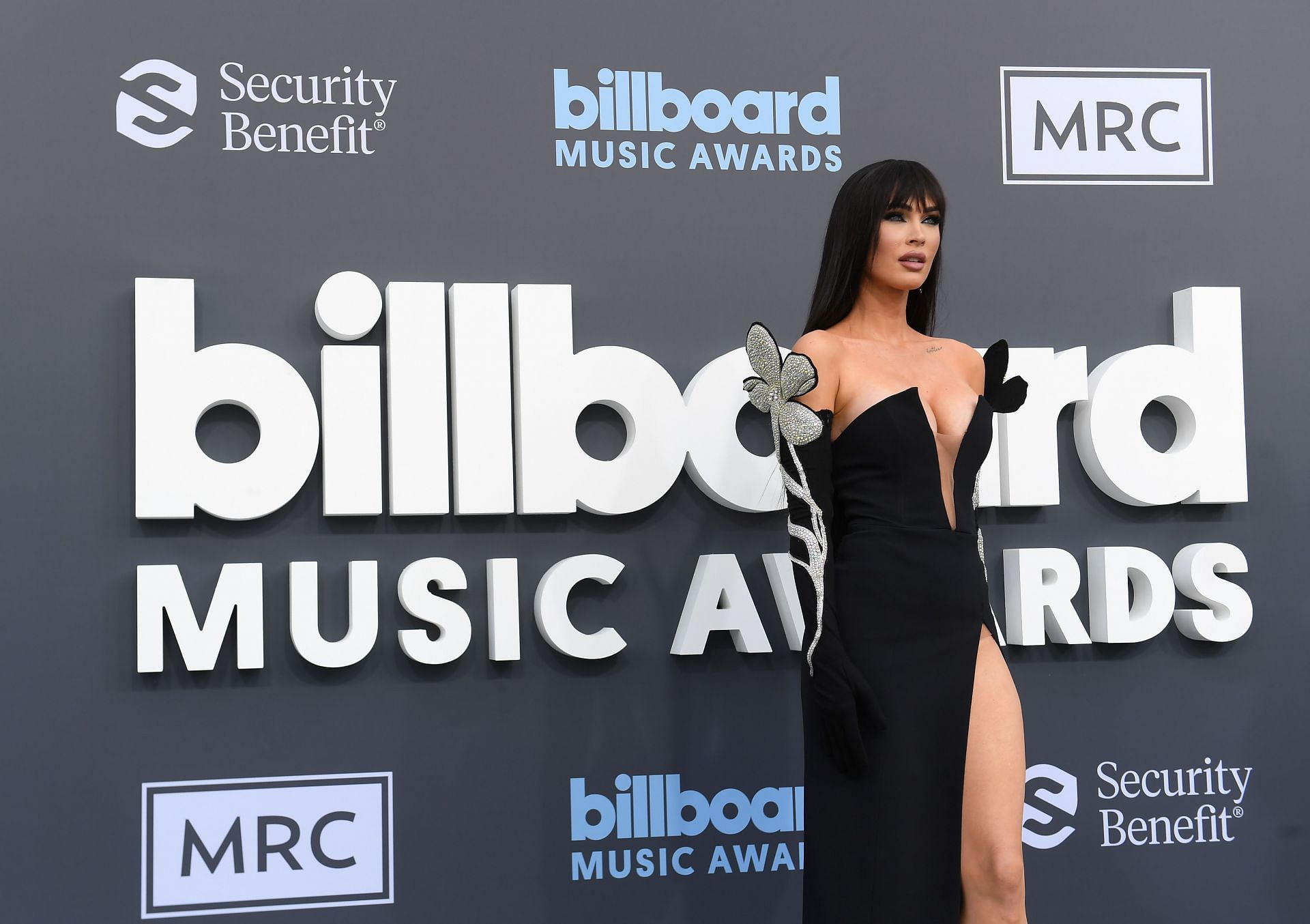 2022 Billboard Music Awards - Arrivals - Source: Getty