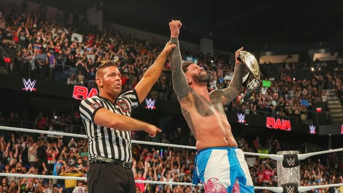 4-time WWE champion teases unfinished business with Intercontinental Champion Jey Uso