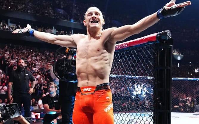 In Photos: Paddy Pimblett shares wholesome snaps from trip to Alcudia with wife and newborn twins