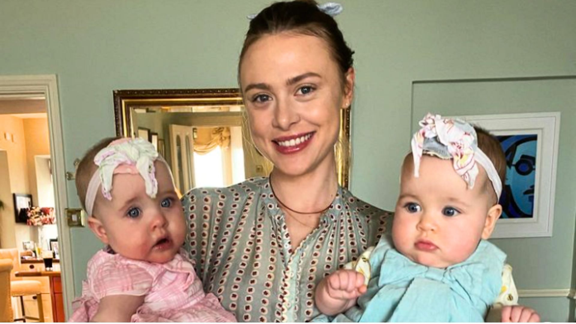 Hayley&#039;s twins are born one date apart (Image via Instagram/hayleyerin13)