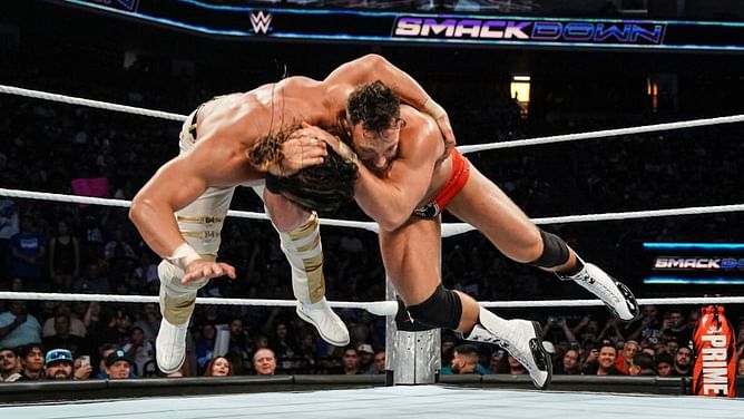 3 reasons why LA Knight should not have an open challenge for the next title contender on SmackDown