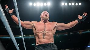 Brock Lesnar spotted with a fan amid extended WWE hiatus (PHOTO)