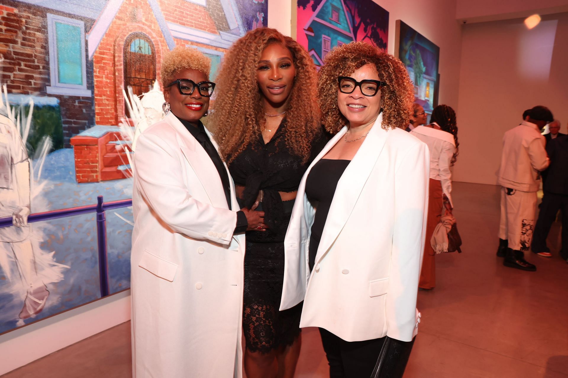 Serena Williams (center) with Ruth Carter(right) and Aunjanue Ellis-Taylor(left). Image: Getty