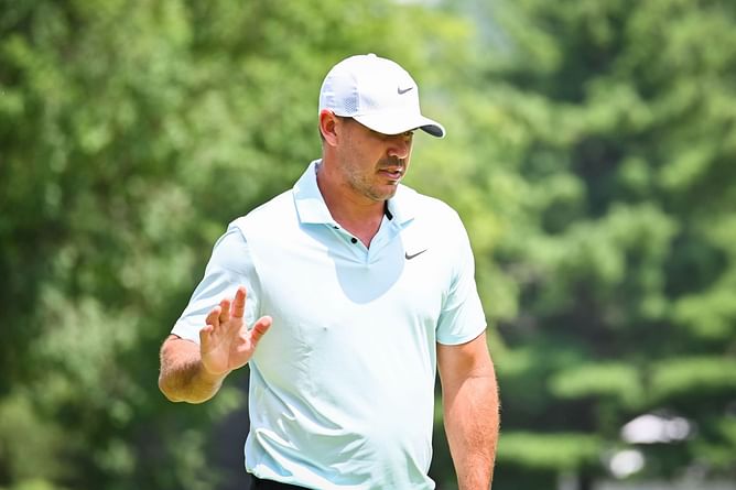 Who is leading 2024 LIV Golf Chicago after Round 1? Day 1 leaderboard explored