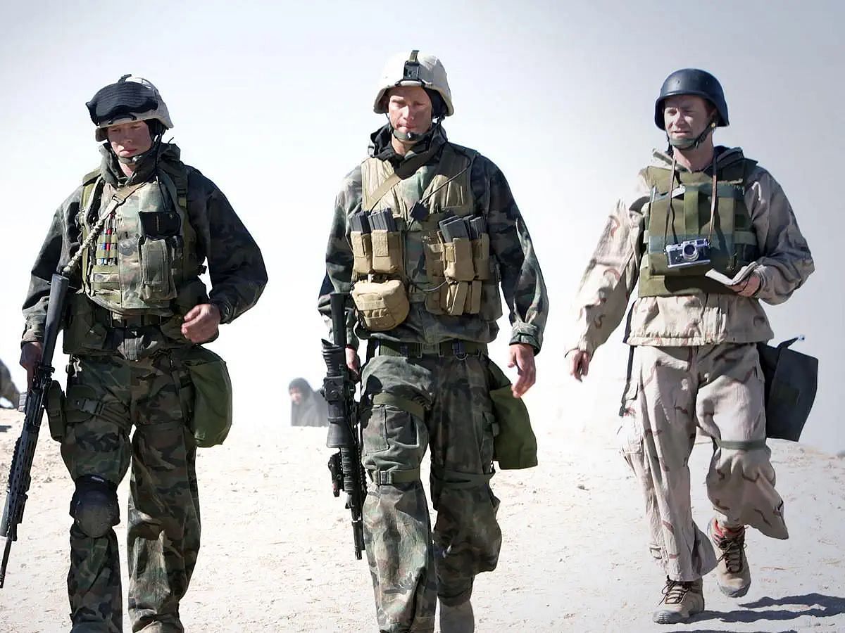 Still from Generation Kill (Image via Amazon Prime Video)